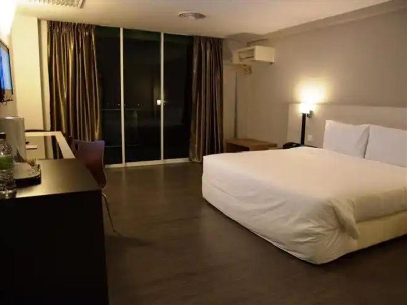 Mh Sentral Hotel Sg Siput Ipoh Kültér fotó